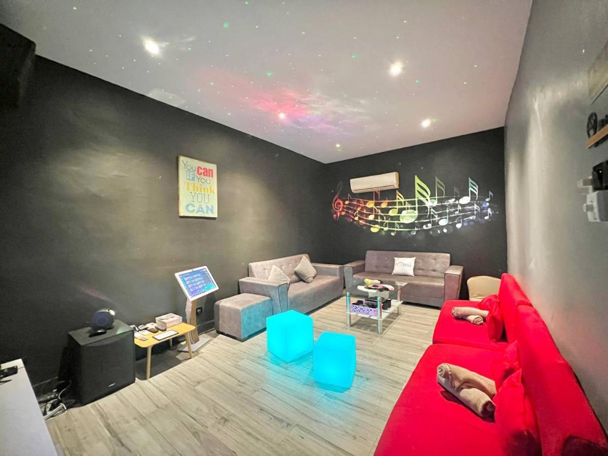 Apartment Jb Party House Near Midvalley With Ktv And Arcades *